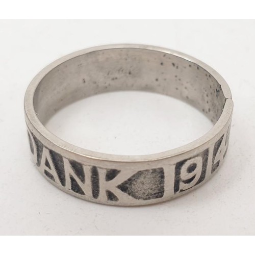 127 - A WWI German Fatherland ring 1914 and a Fyffhauserbund veterans badge. UK shipping £14.