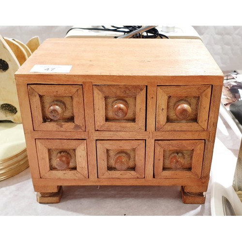 47 - A miniature set of drawers, 16x20x15cm. UK shipping £14.