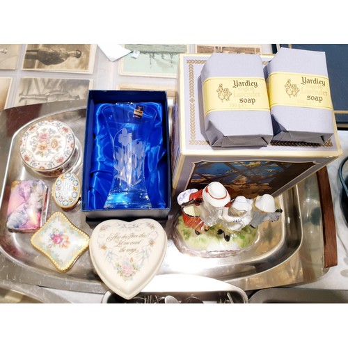 154 - A Yardley English Lavender Staffordshire style figure, trinket boxes and assorted. No shipping. Arra... 