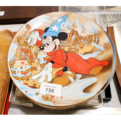 156 - Five Walt Disney collector's plates, diameter 21cm together with other collector's plates and other ... 