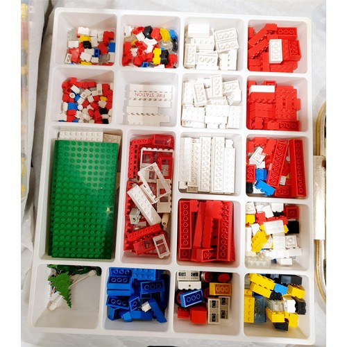 207 - A vintage Lego electric train together with other vintage Lego in a Lego box. No shipping. Arrange c... 