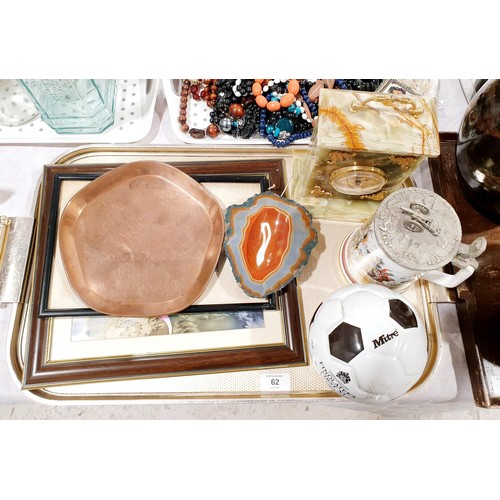 62 - A tray of assorted including a vintage Teacher's Highland Whiskey copper tray, length 21.5cm, a Wade... 