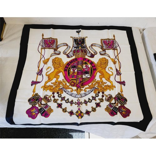 290 - A Hermes silk scarf. UK shipping £14.