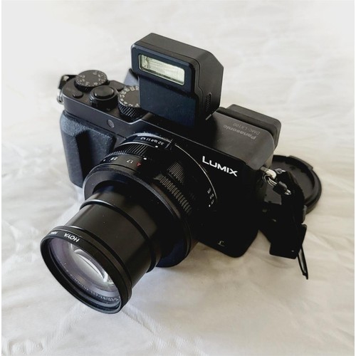 270 - A Panasonic Lumix DMC-LX100 digital camera. UK shipping £14.