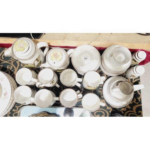 258 - A selection of Denby 