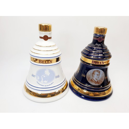 19 - Bells Old Scotch Whisky Christmas 2001 sealed decanter in presentation box & Bells Old Scotch Whisky... 