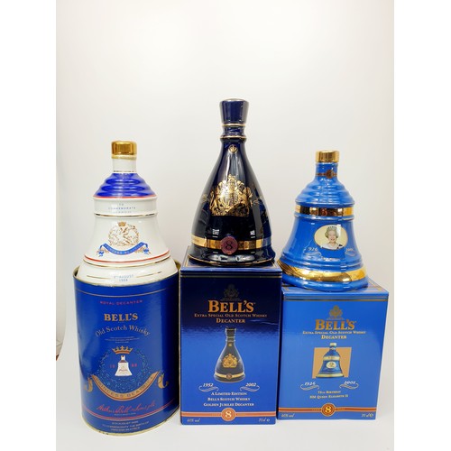 20 - Bells Old Scotch Whisky 1988 Princess Beatrice sealed decanter in presentation box, Bells Old Scotch... 