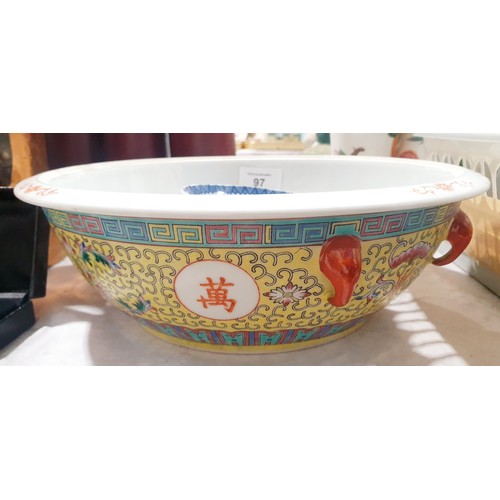 97 - Antique and later Chinese ceramics and a Mason's dish, the largest diameter 27cm. Electricals are so... 