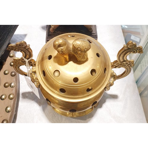 208 - A brass Chinese censer, height 18cm. UK shipping £14.