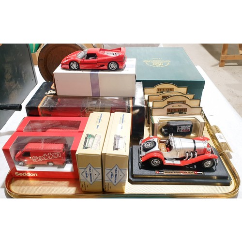 251 - A selection of boxed and loose model vehicles. UK shipping £14.