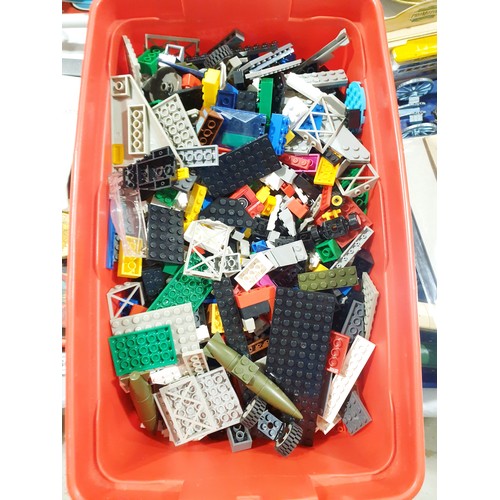 258 - A box of Lego. UK shipping £14.