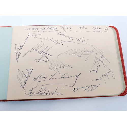 39 - An autograph album featuring signatures of late 50s and early 60s football teams including Leeds Uni... 