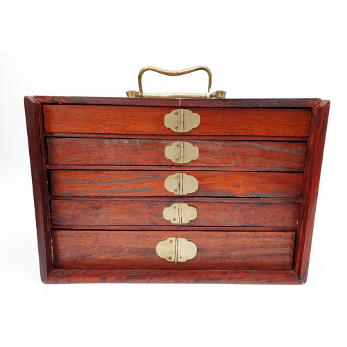 95 - A vintage bamboo and bone mah-jong set in a brass bound rosewood case, A/F. UK shipping £14.