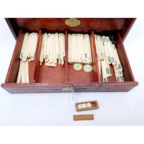 95 - A vintage bamboo and bone mah-jong set in a brass bound rosewood case, A/F. UK shipping £14.