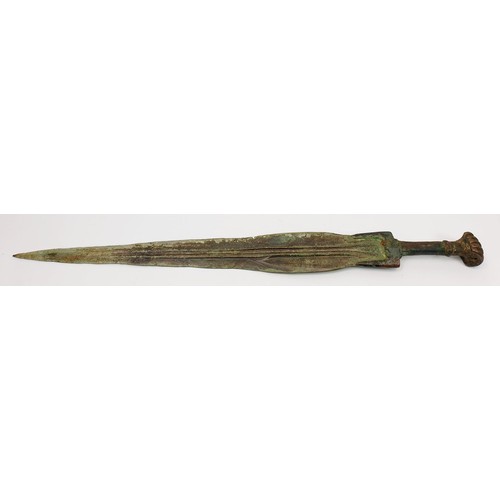 102 - Antiquities: A Lurista bronze short sword, with ribbed blade, length 53.5cm. No shipping. Arrange co... 