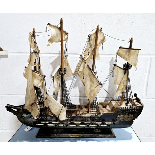 12 - A wooden model of a galleon, Fragata Siglo XVIII, height 53cm. No shipping. Arrange collection or yo... 