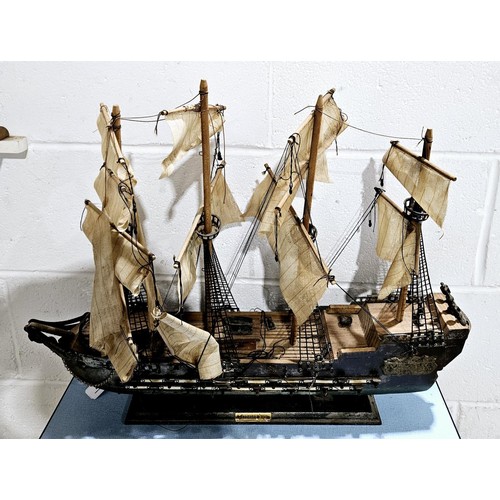 12 - A wooden model of a galleon, Fragata Siglo XVIII, height 53cm. No shipping. Arrange collection or yo... 