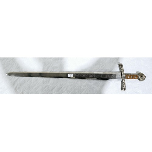 23 - An Ancient Warrior decorative reproduction broad sword, overall length 104cm. No shipping. Arrange c... 