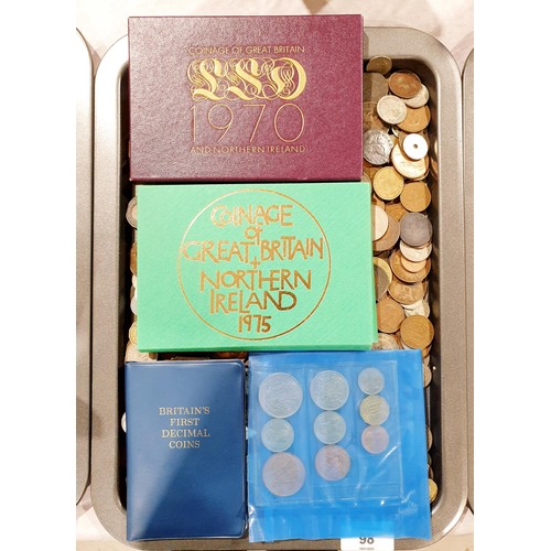 98 - Coinage sets for 1970 and 1975 together with British and foreign coinage. UK shipping £14.