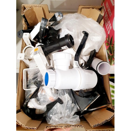 173 - A box of plumbing fittings. No shipping. Arrange collection or your own packer and shipper, please. ... 