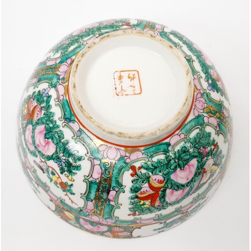 213 - A Chinese polychrome bowl, diameter 21cm. No shipping. Arrange collection or your own packer and shi... 