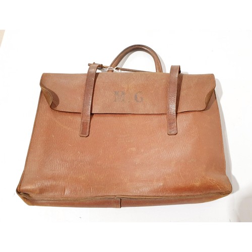 218 - A vintage leather satchel. UK shipping £14.