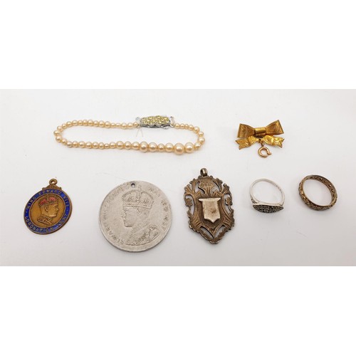 41F - A selection of jewellery and assorted including a hallmarked silver fob, silver and marcasite ring, ... 