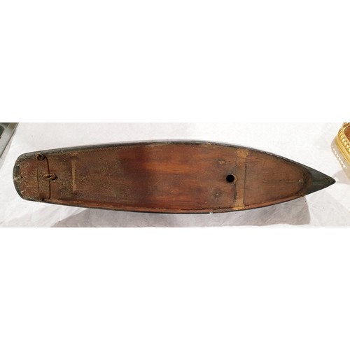 149 - A vintage pond yacht for restoration having a pine and brass keel, length 49.5cm. No shipping. Arran... 