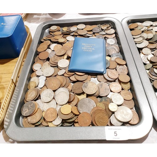 5 - A selection of British and foreign coins. UK shipping £14.