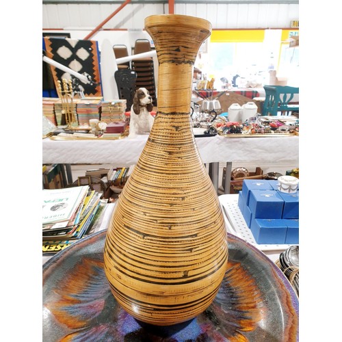 28 - A large ceramic charger, diameter 51cm together with a wooden vase. No shipping. Arrange collection ... 