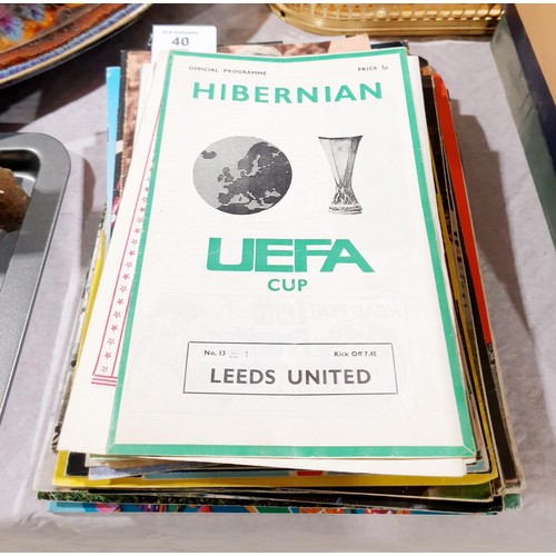 40 - A selection of vintage football programmes. UK shipping £14.