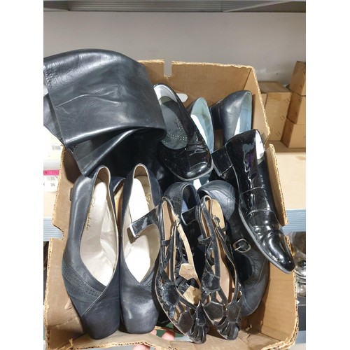 122 - A selection of ladies shoes. No shipping. Arrange collection or your own packer and shipper, please.... 