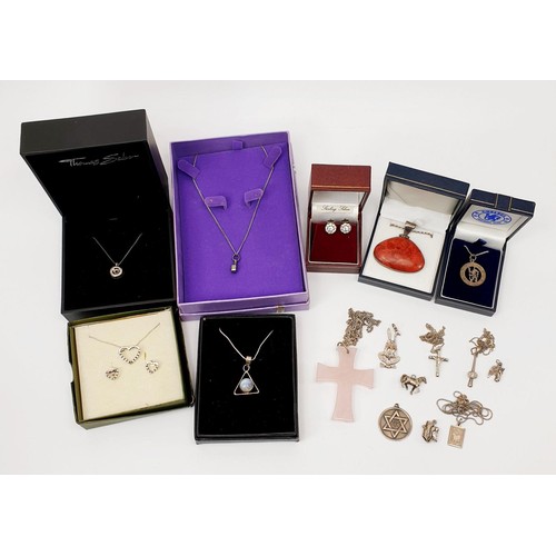 7 - A selection of silver jewellery including a Thomas Sabo necklace. UK shipping £14.