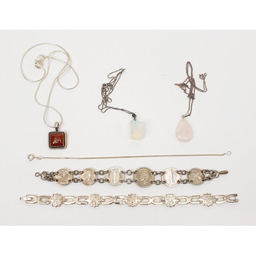 9 - A selection of silver jewellery, gross weight 61g. UK shipping £14.