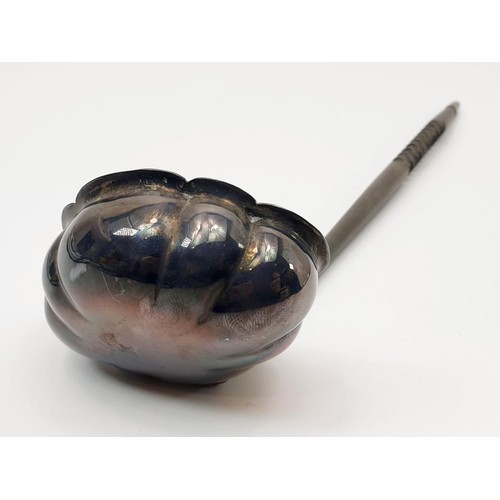 13 - A hallmarked silver toddy ladle, length 32cm, Sheffield 1979. UK shipping £14.