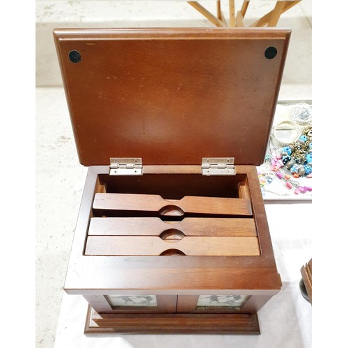 35 - A wooden photo storage box, width 23cm. UK shipping £14.