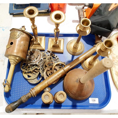 126 - A tray of metal ware including a clockwork spit turner. UK shipping £!4.