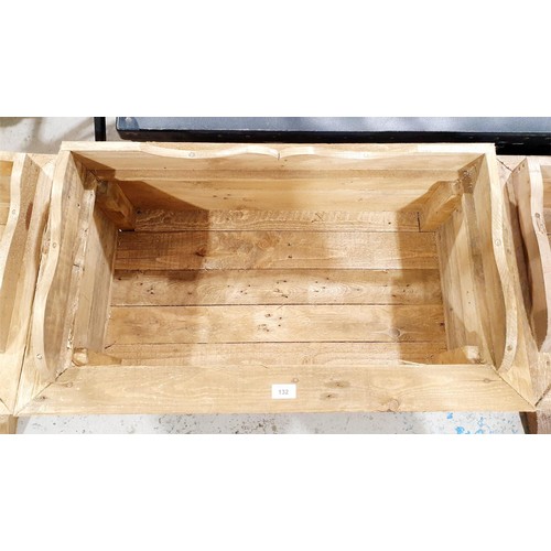 132 - A wooden planter, 82x48x36cm. No shipping. Arrange collection or your own packer and shipper, please... 