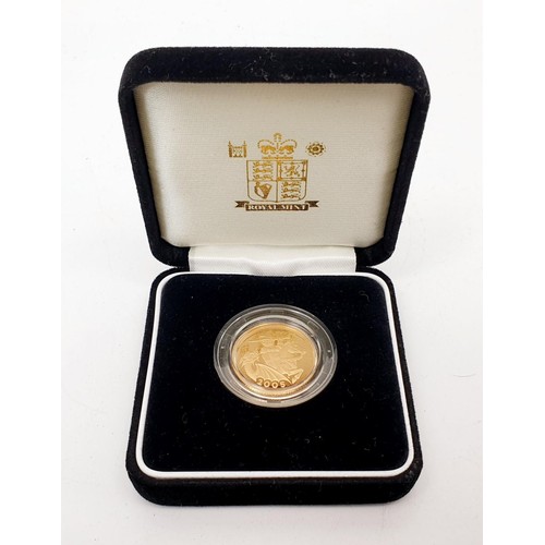 292 - Elizabeth II: a boxed proof sovereign 2005. UK shipping £14.