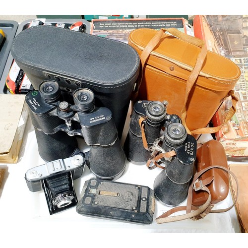 169 - A Carl Zeiss Ikon Mettar folding camera together with a Soho Pilot folding camera and two pairs of b... 