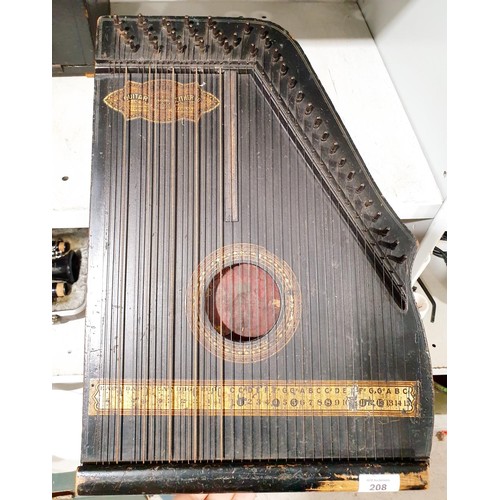 208 - A Royal Guitar Zither Co. of Toronto zither. No shipping. Arrange collection or your own packer and ... 