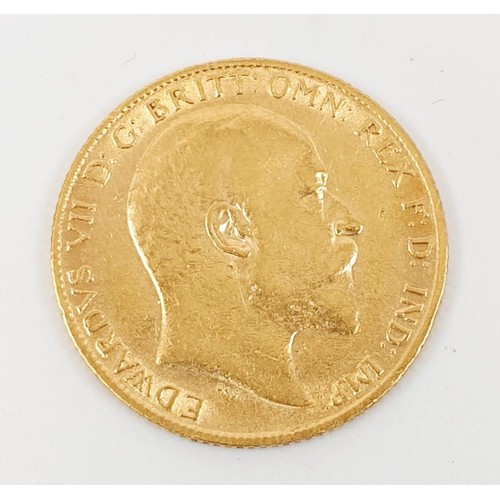 8 - Edward VII: a half sovereign coin, 1905. UK shipping £14.