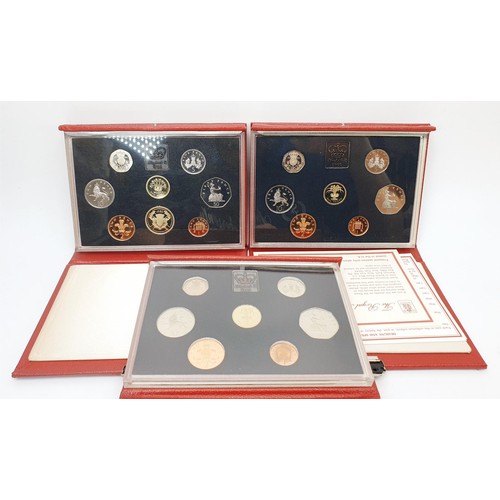 33 - Uncirculated coin sets: 1984, two for 1985, three for 1986 and 1999. UK shipping £14.