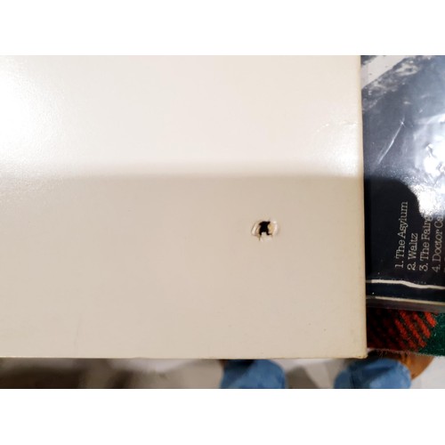 154 - Three Siouxsie and The Banshees vinyl LPs including The Scream. No international shipping.