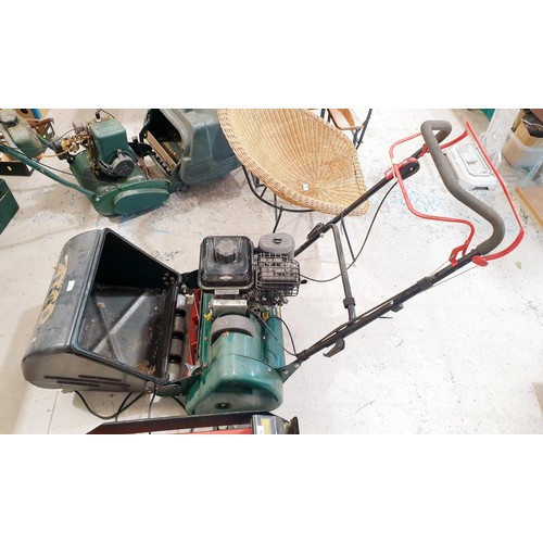 155 - An Atco Clipper 16 self-propelled cylinder petrol powered lawn mower. No Shipping. Arrange collectio... 