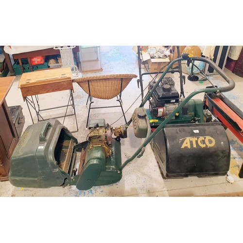 156 - An Atco Commodore B12 self-propelled cylinder petrol powered lawnmower. No Shipping. Arrange collect... 