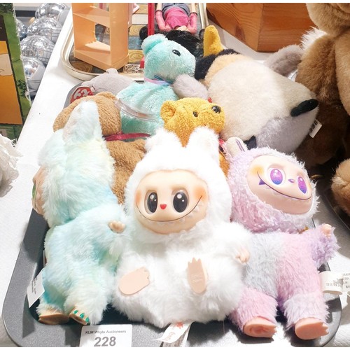 Lot 228       