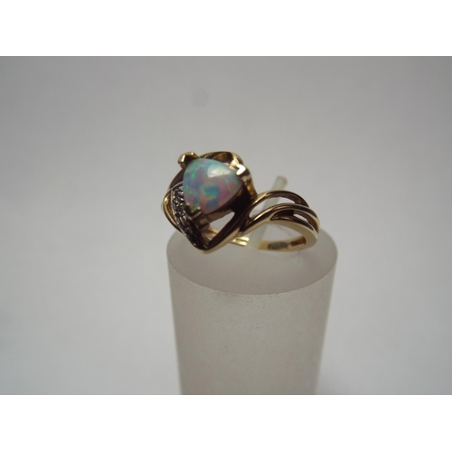 60 - 9ct Gold ring set with Opal & Diamonds. 2.3g   Finger size 'O'