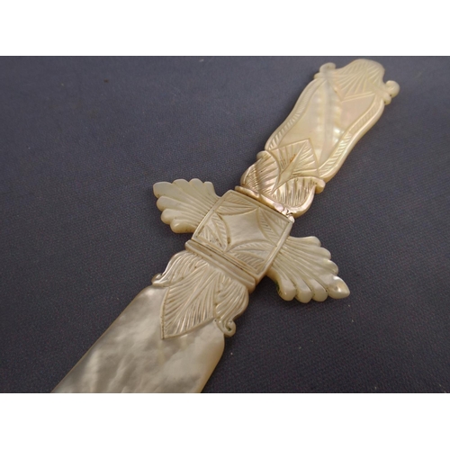 68 - Victorian, Mother of Pearl Cruciform Page turner in exceptional condition.