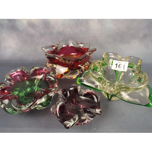 161 - Selection of Murano style art glass bowls.